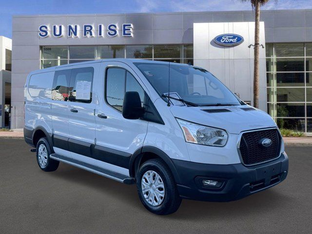 2022 Ford Transit Base