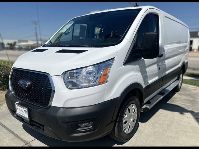 2022 Ford Transit Base