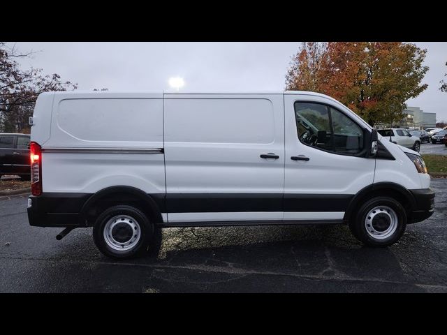 2022 Ford Transit Base