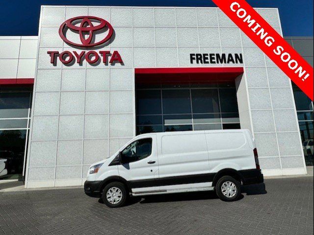 2022 Ford Transit Base