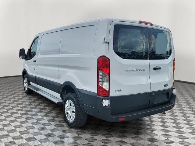 2022 Ford Transit Base