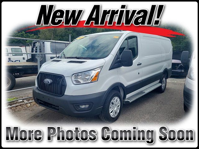 2022 Ford Transit Base