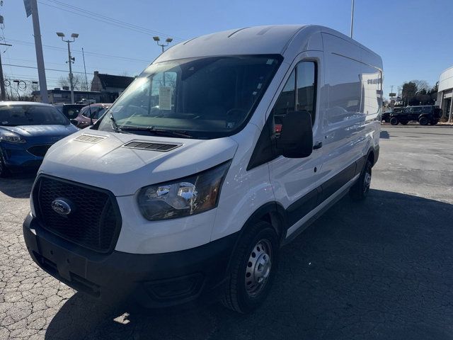 2022 Ford Transit Base