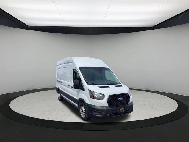 2022 Ford Transit Base