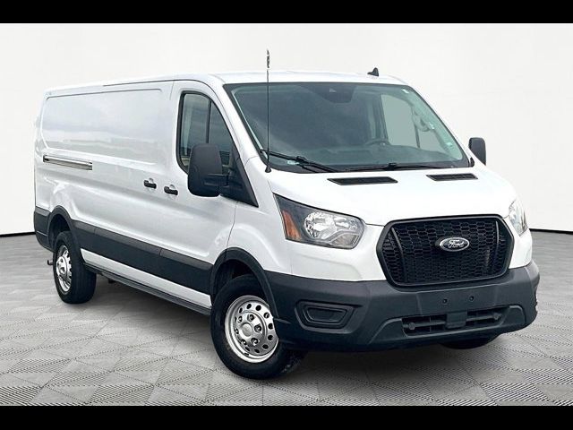 2022 Ford Transit Base