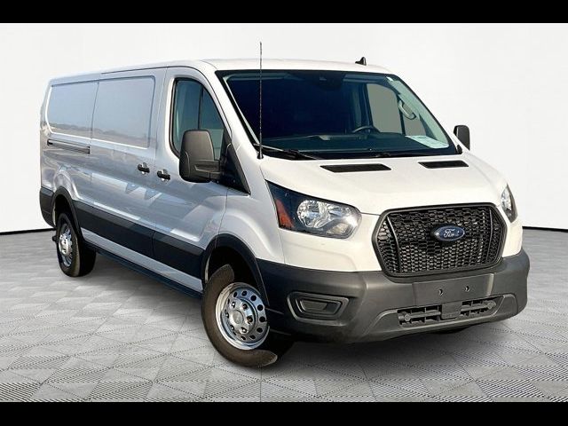 2022 Ford Transit Base