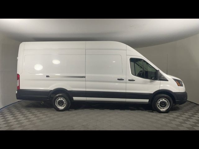 2022 Ford Transit Base