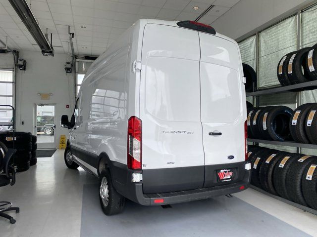 2022 Ford Transit Base