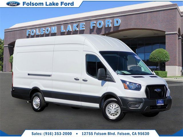 2022 Ford Transit Base