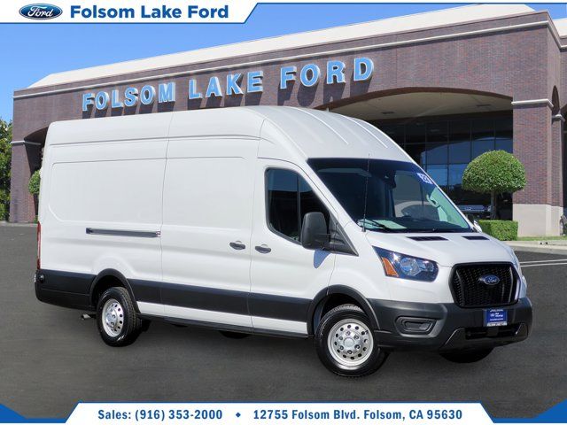 2022 Ford Transit Base