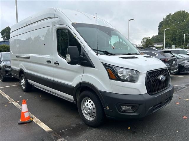 2022 Ford Transit Base