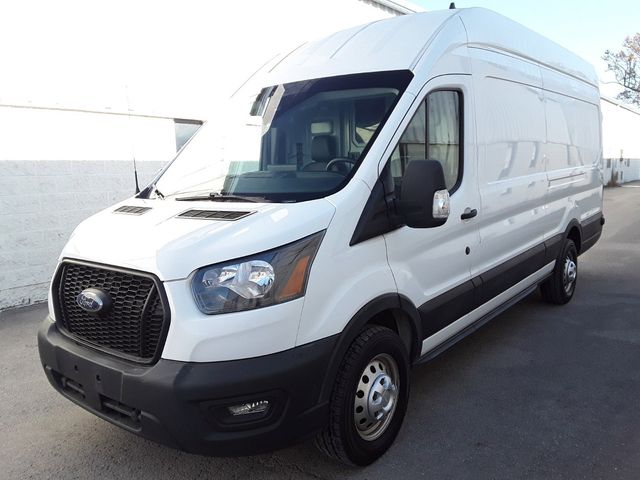 2022 Ford Transit Base