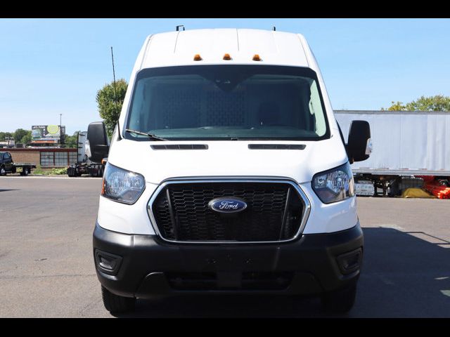 2022 Ford Transit Base