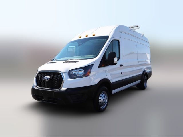 2022 Ford Transit Base