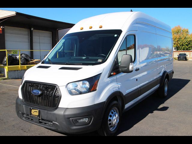 2022 Ford Transit Base