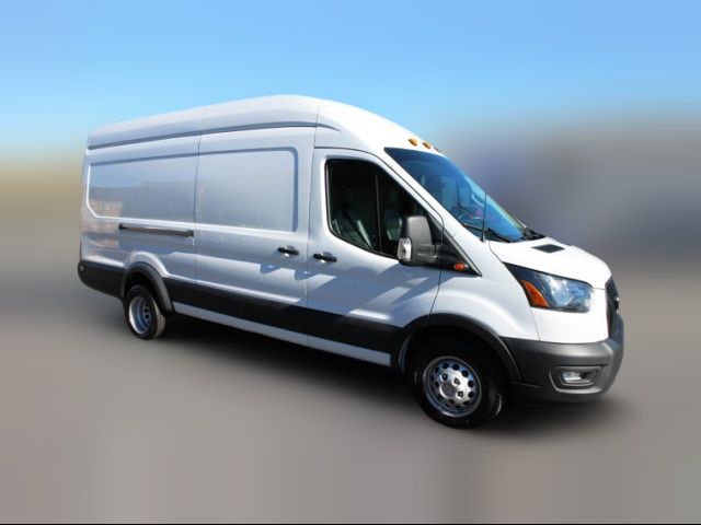 2022 Ford Transit Base