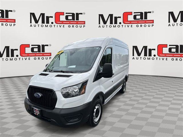 2022 Ford Transit Base