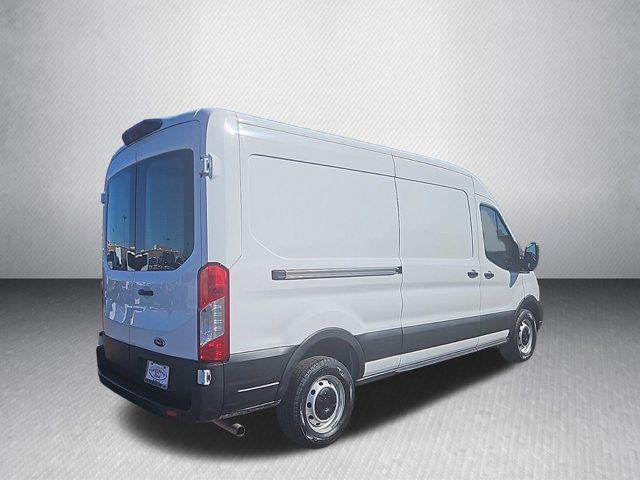 2022 Ford Transit Base