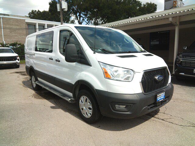 2022 Ford Transit Base