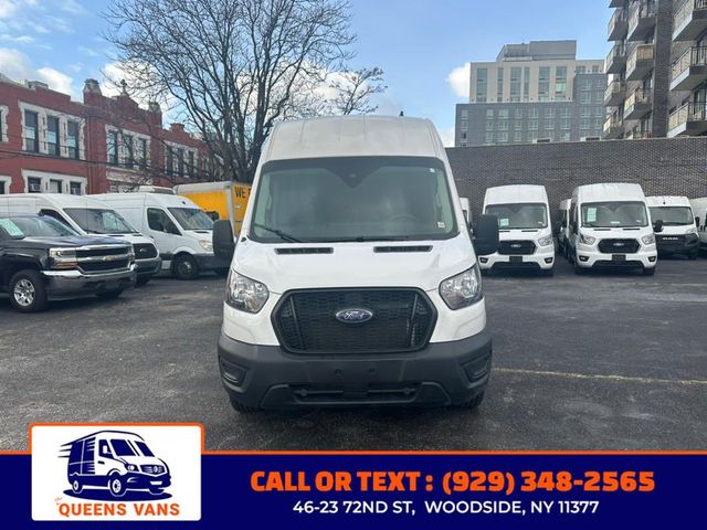 2022 Ford Transit Base