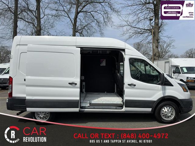2022 Ford Transit Base
