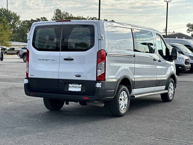 2022 Ford Transit Base