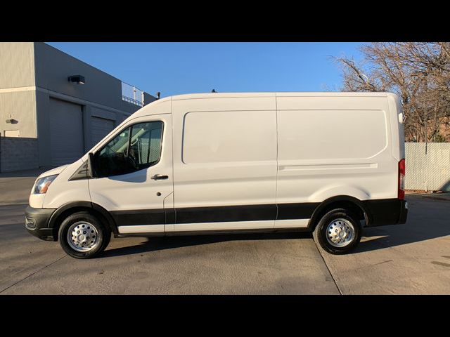 2022 Ford Transit Base