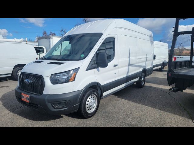 2022 Ford Transit Base