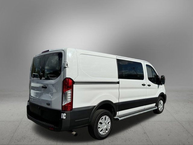 2022 Ford Transit Base