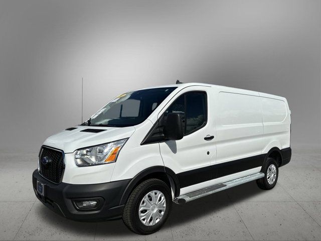 2022 Ford Transit Base