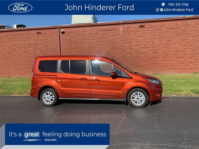 2022 Ford Transit Connect Titanium