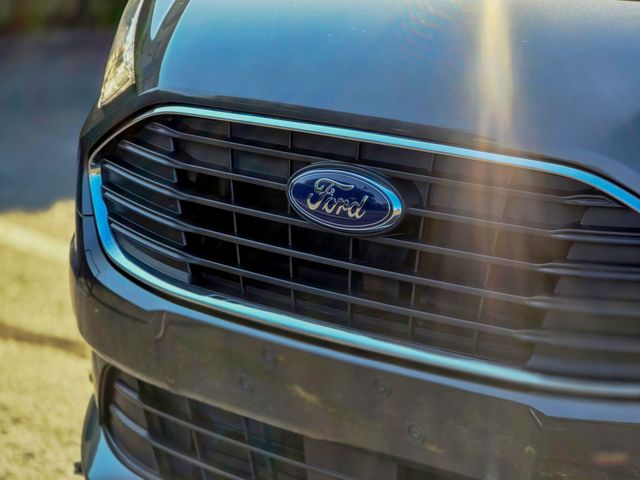 2022 Ford Transit Connect XLT