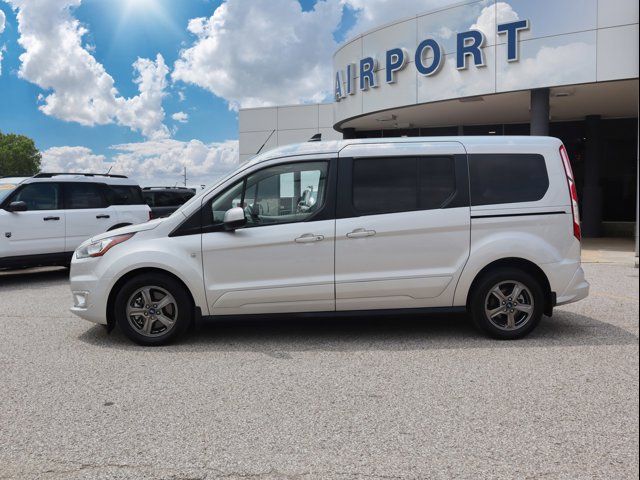 2022 Ford Transit Connect Titanium