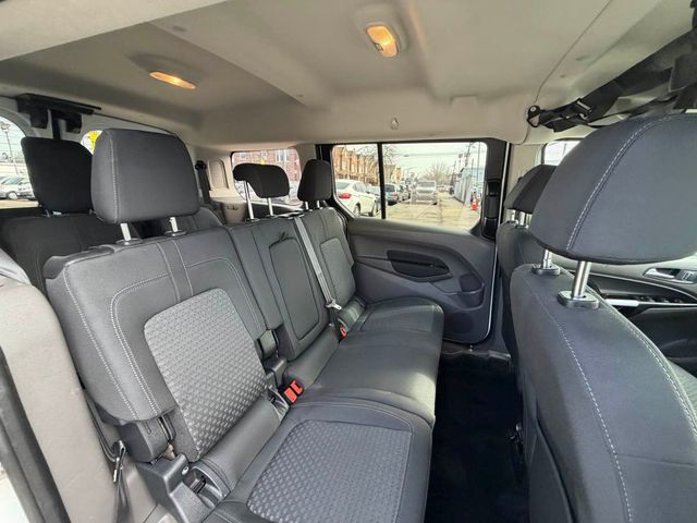 2022 Ford Transit Connect XLT