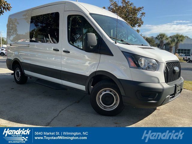 2022 Ford Transit Base