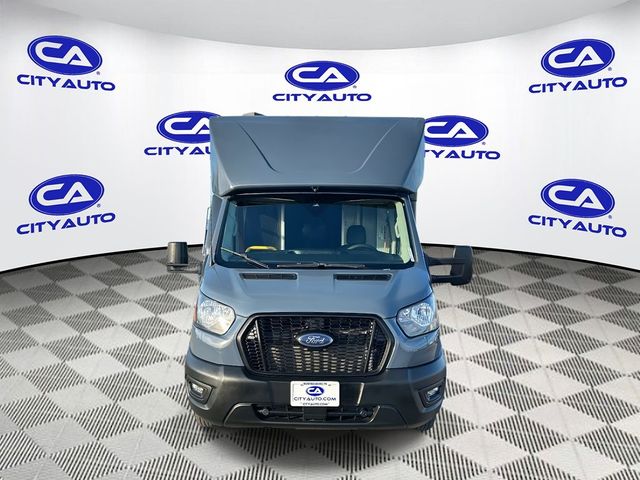 2022 Ford Transit Base