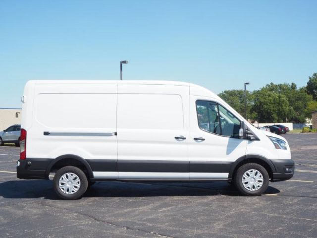 2022 Ford E-Transit Base