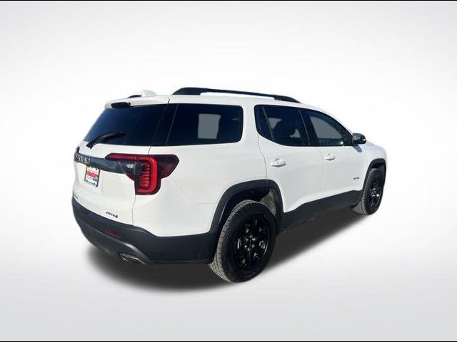 2022 GMC Acadia AT4