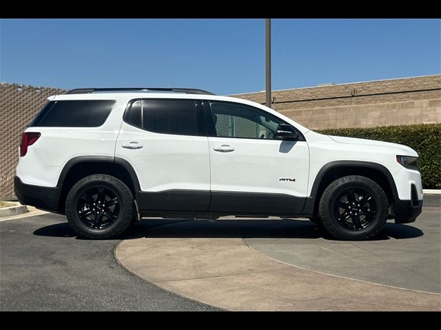 2022 GMC Acadia AT4