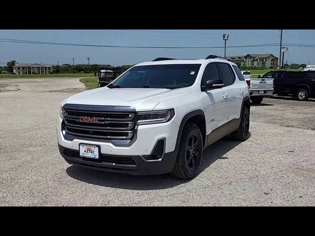 2022 GMC Acadia AT4