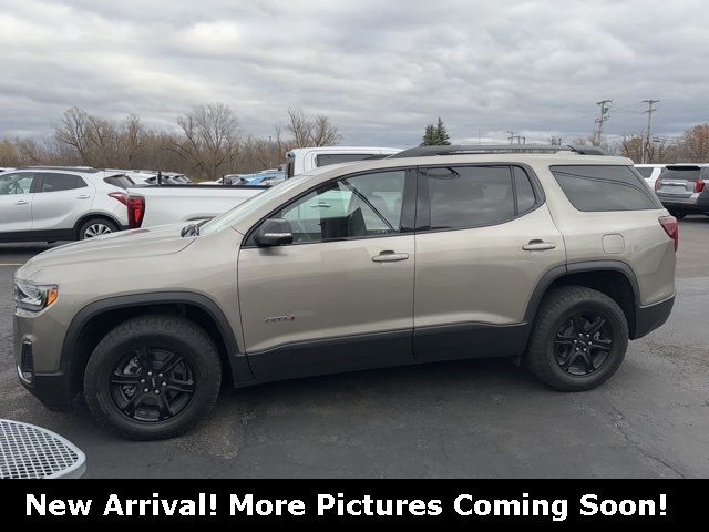 2022 GMC Acadia AT4