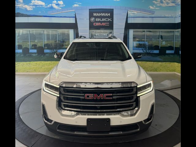 2022 GMC Acadia AT4