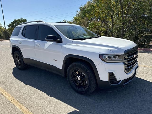 2022 GMC Acadia AT4