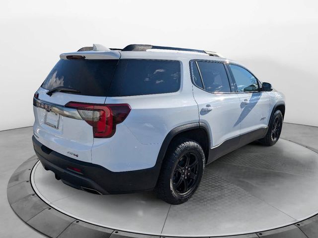 2022 GMC Acadia AT4