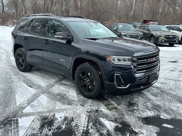 2022 GMC Acadia AT4