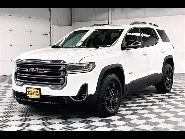 2022 GMC Acadia AT4