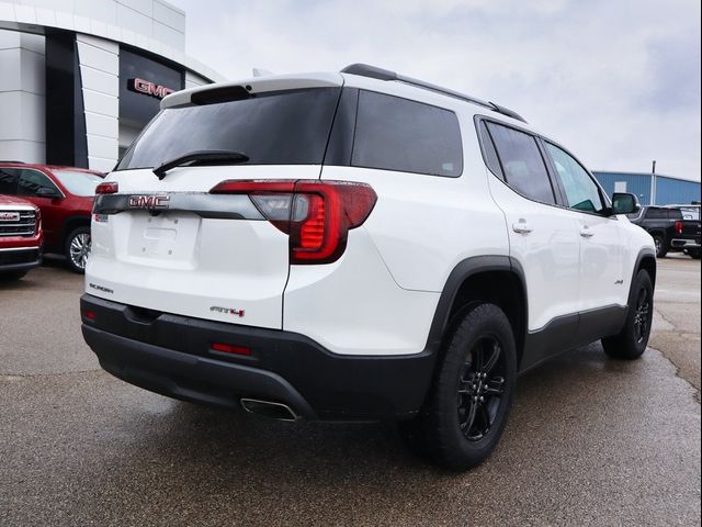 2022 GMC Acadia AT4