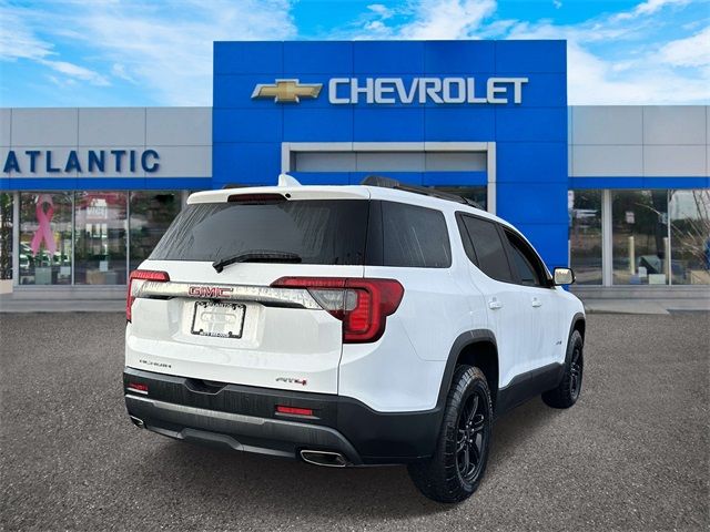 2022 GMC Acadia AT4