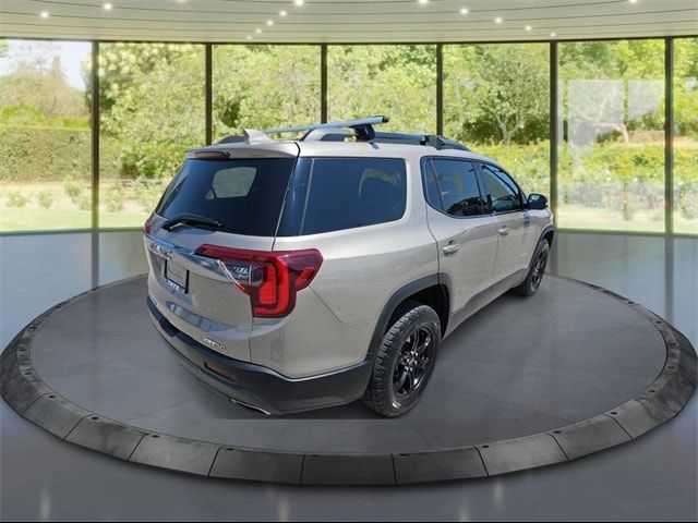 2022 GMC Acadia AT4