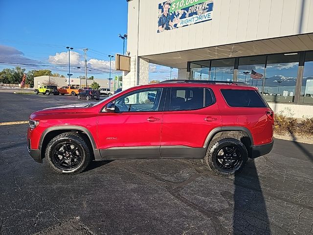 2022 GMC Acadia AT4